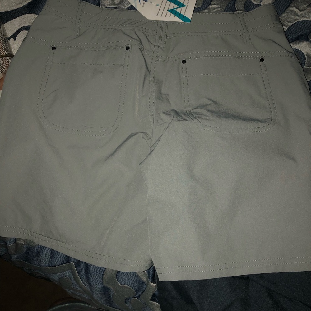 Size 6 shorts by Willet